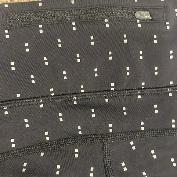 Nike women’s Dri-Fit running leggings                          Size L - Picture 5 of 5